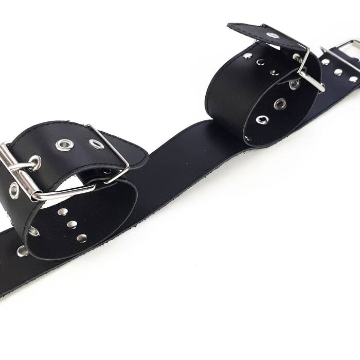 Нашийник з наручниками із натуральної шкіри Art of Sex - Bondage Collar with Handcuffs