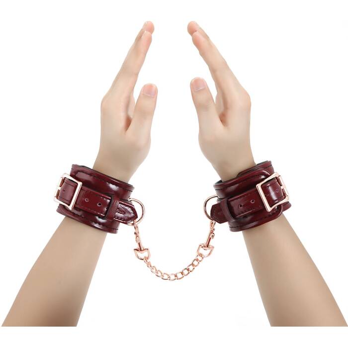 Шкіряні наручники Liebe Seele Wine Red Wrist Cuffs, знімний ланцюжок-кріплення